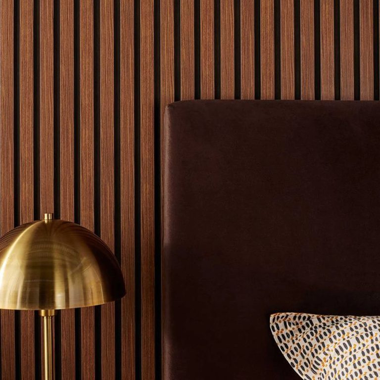 Panou riflat VOX 3D premium Linerio M-Line din polimer – Mocca 12,2×1,2×265cm (riflaj)